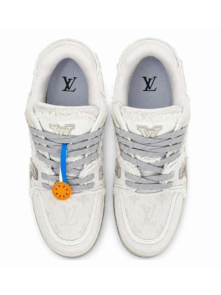 خرید lv trainer gray